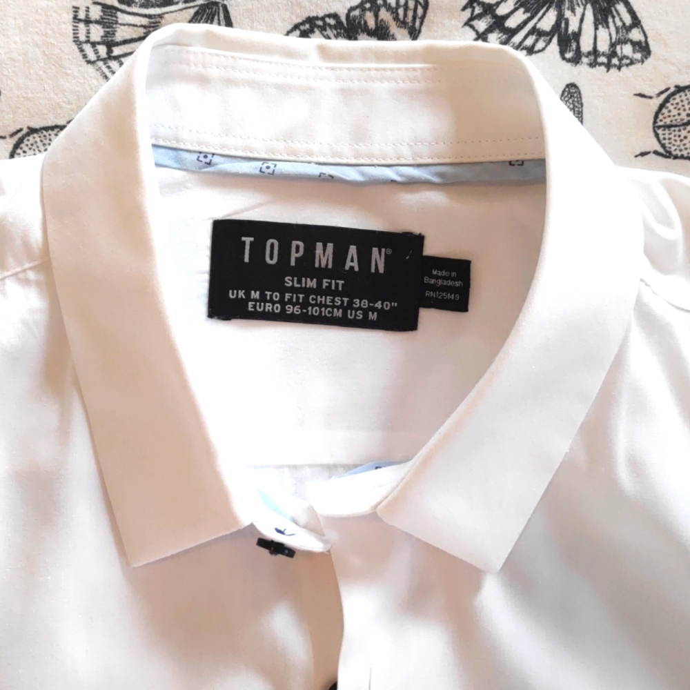 TOPMAN Slim Fit Textured Dress Shirt.    (like new) For Men